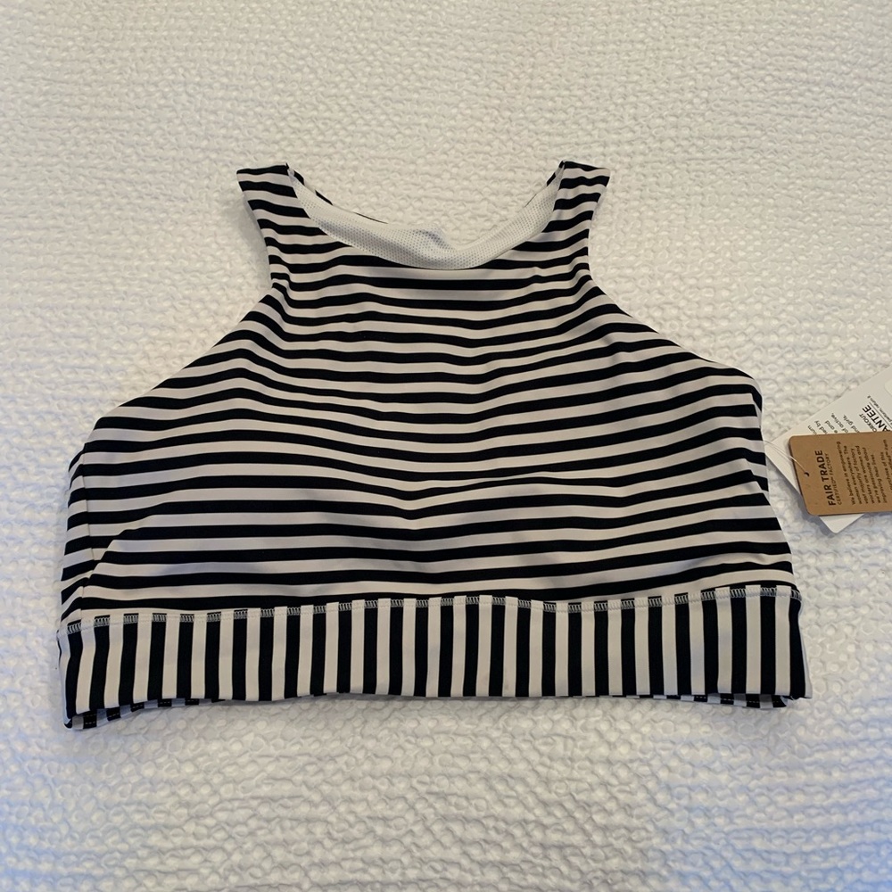 🥳🥳Host Pick🥳🥳 NWT Athleta Sports Bra - Med